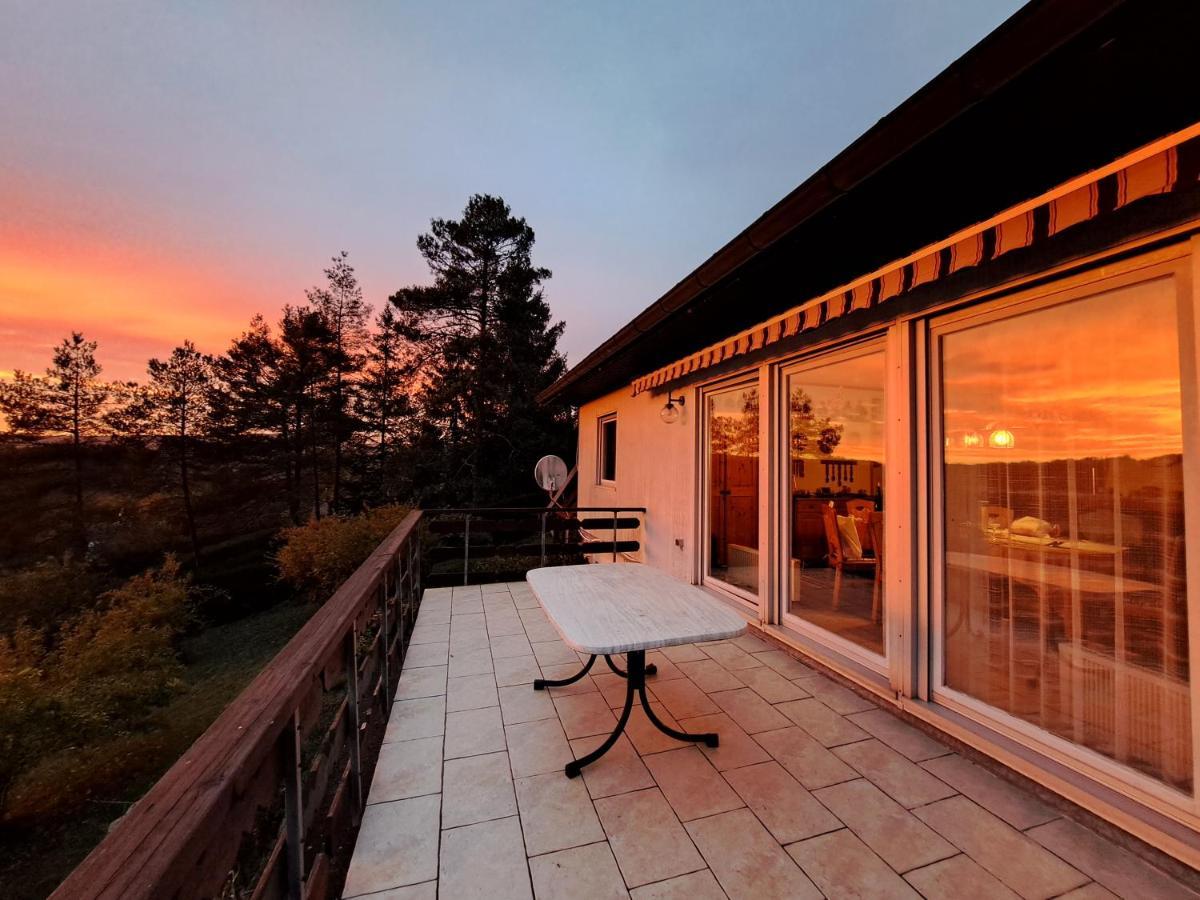 Vila Cosy House In Picturesque Jura Doucier Exteriér fotografie